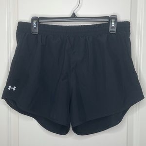 Under Armour Women Shorts Sz Large